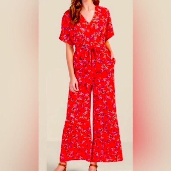 NWT … MIAMI “Size: XXS” Red Floral Jumpsuit - Picture 1 of 7